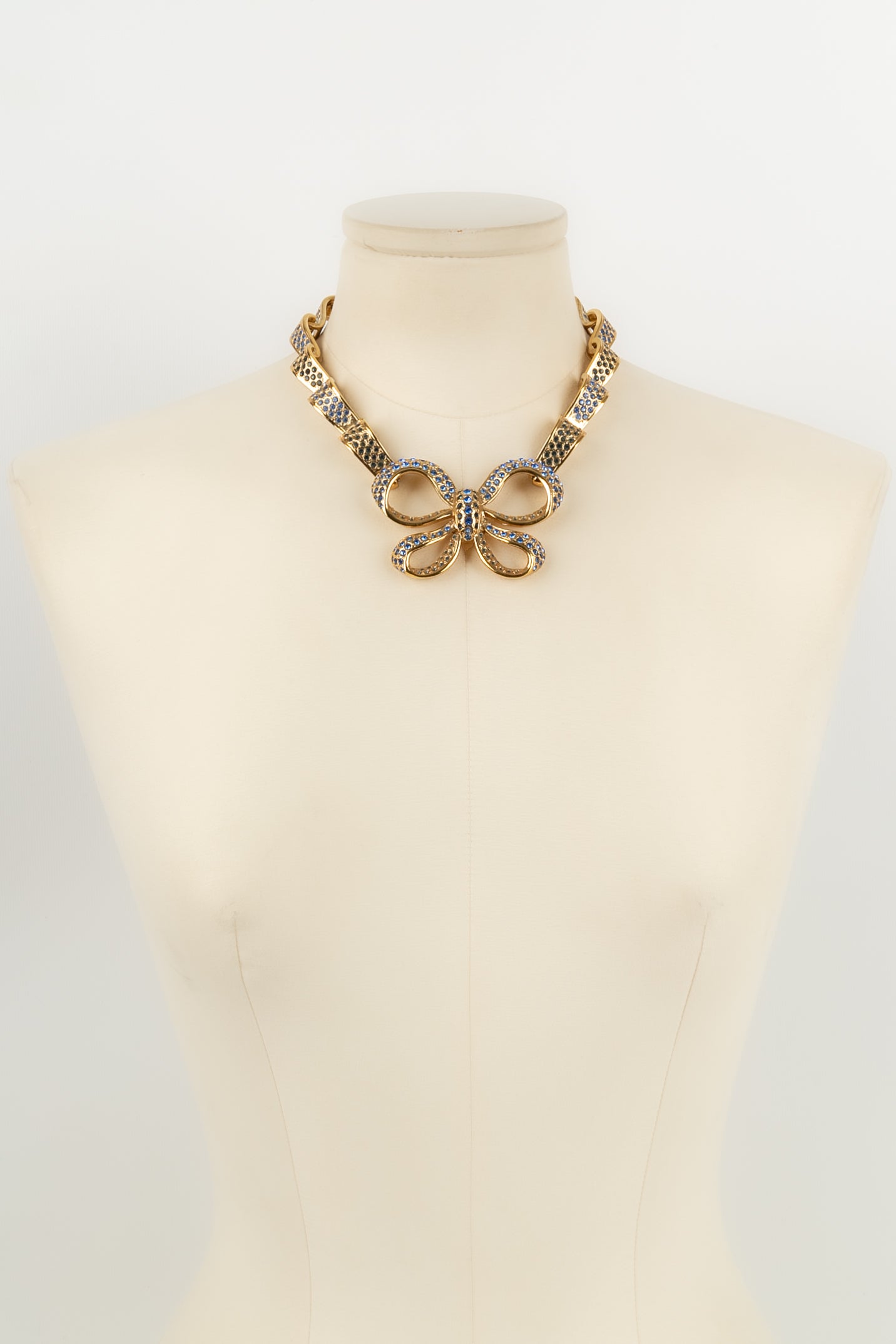 Collier noeud Yves Saint Laurent