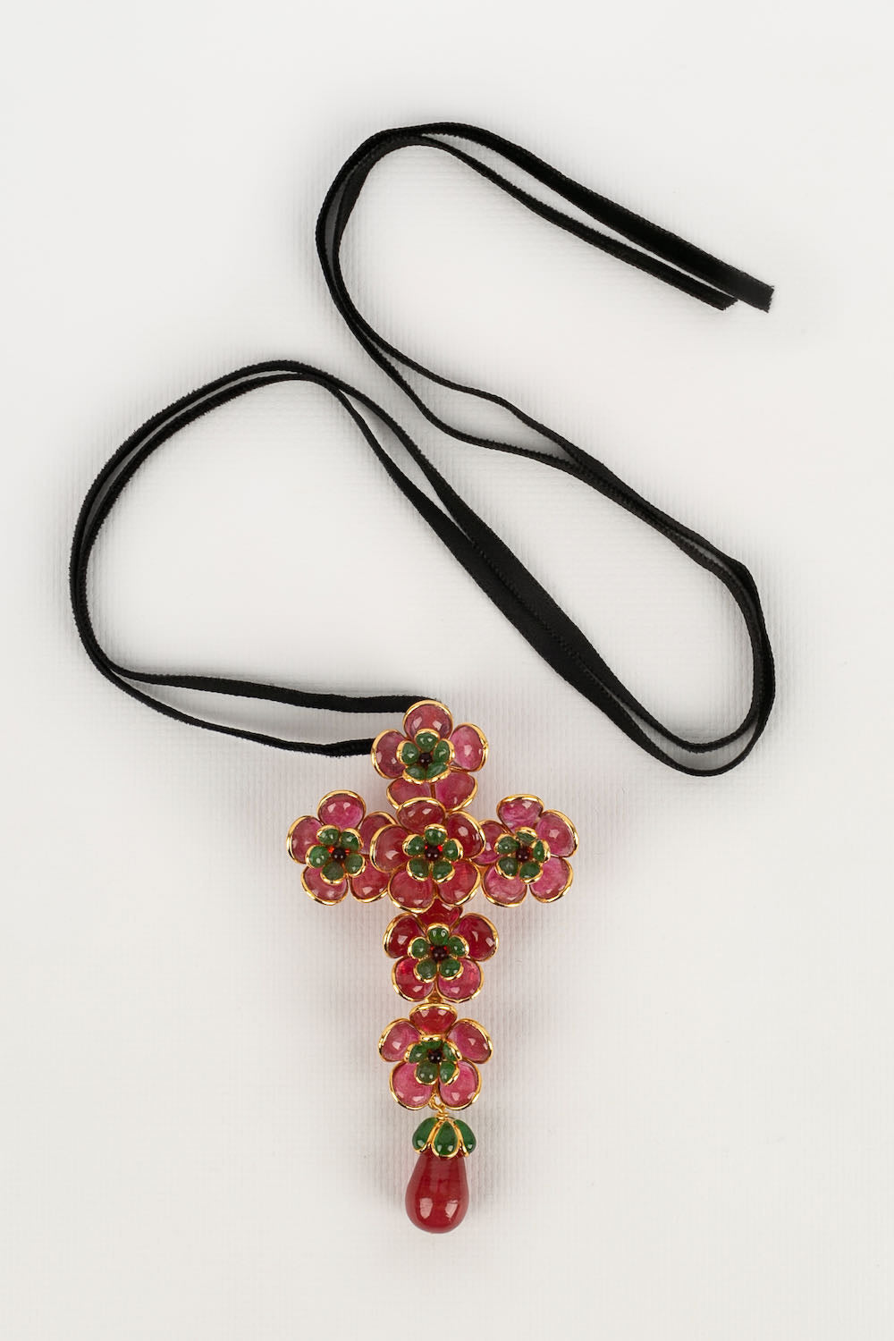 Collier croix Augustine