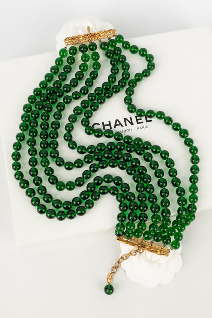 Collier de perles vertes Chanel