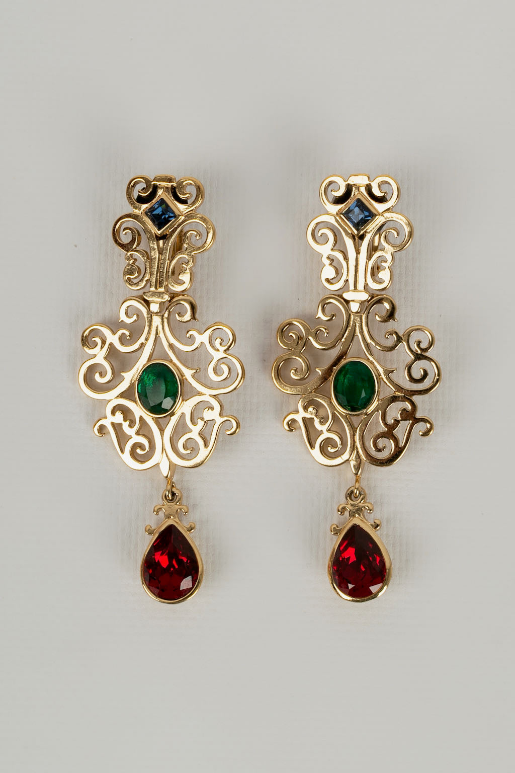 Boucles d'oreilles Yves Saint Laurent