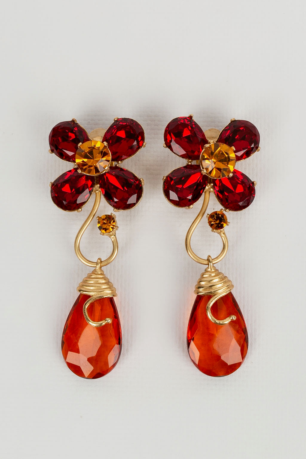 Boucles d'oreilles fleur Yves Saint Laurent