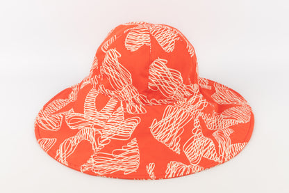 Chapeau orange Chanel