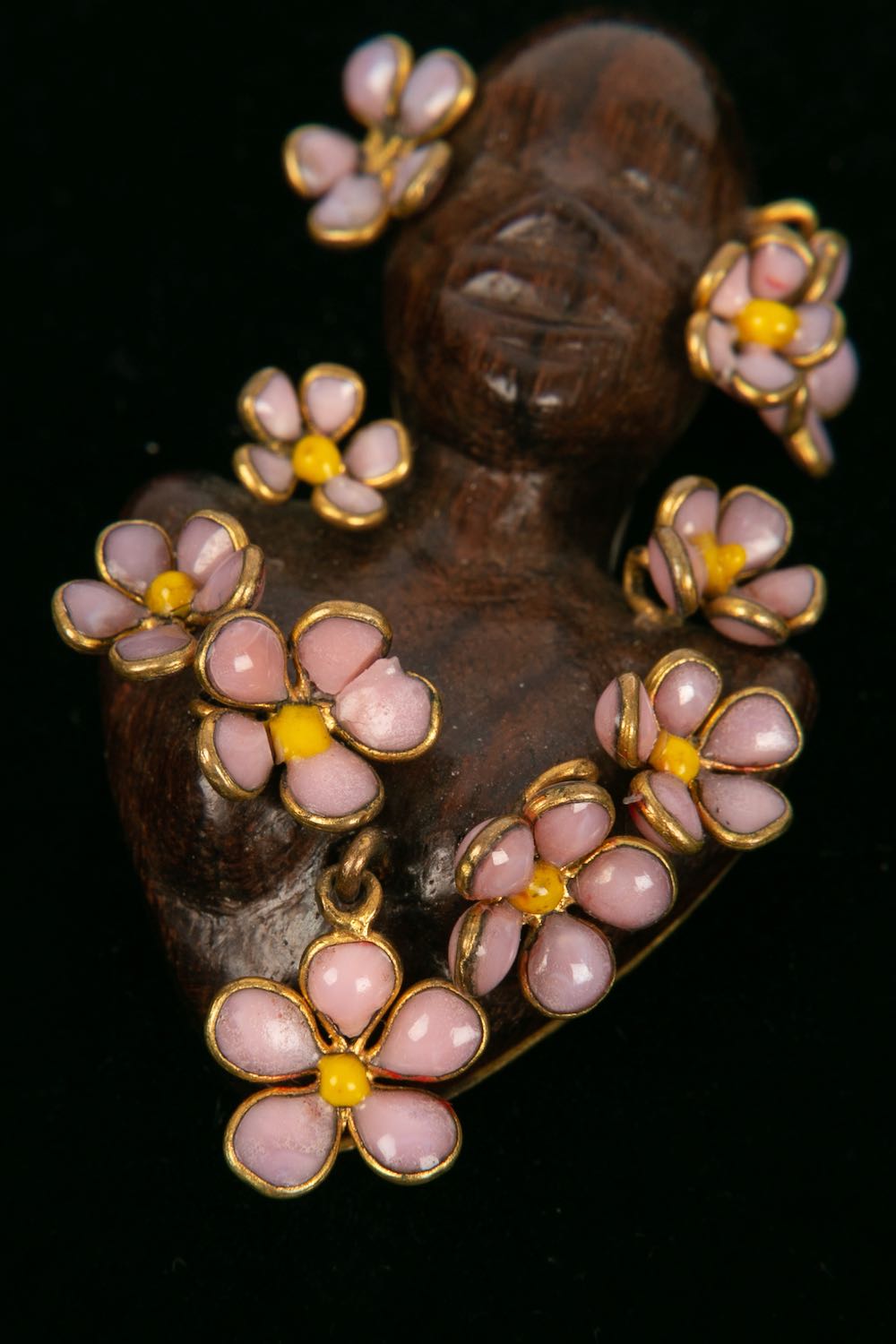 Schiaparelli brooch