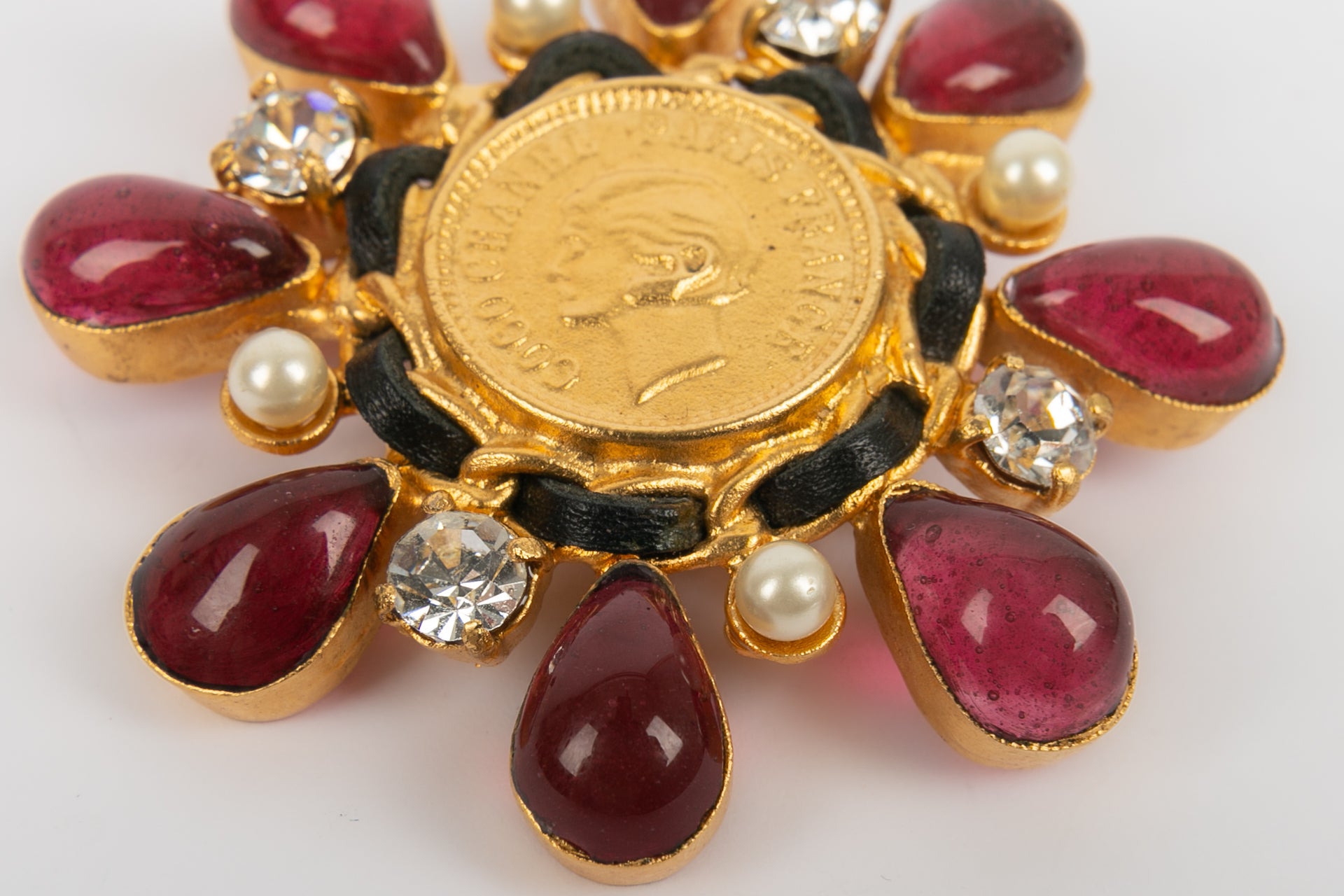 Broche Chanel Automne 1995