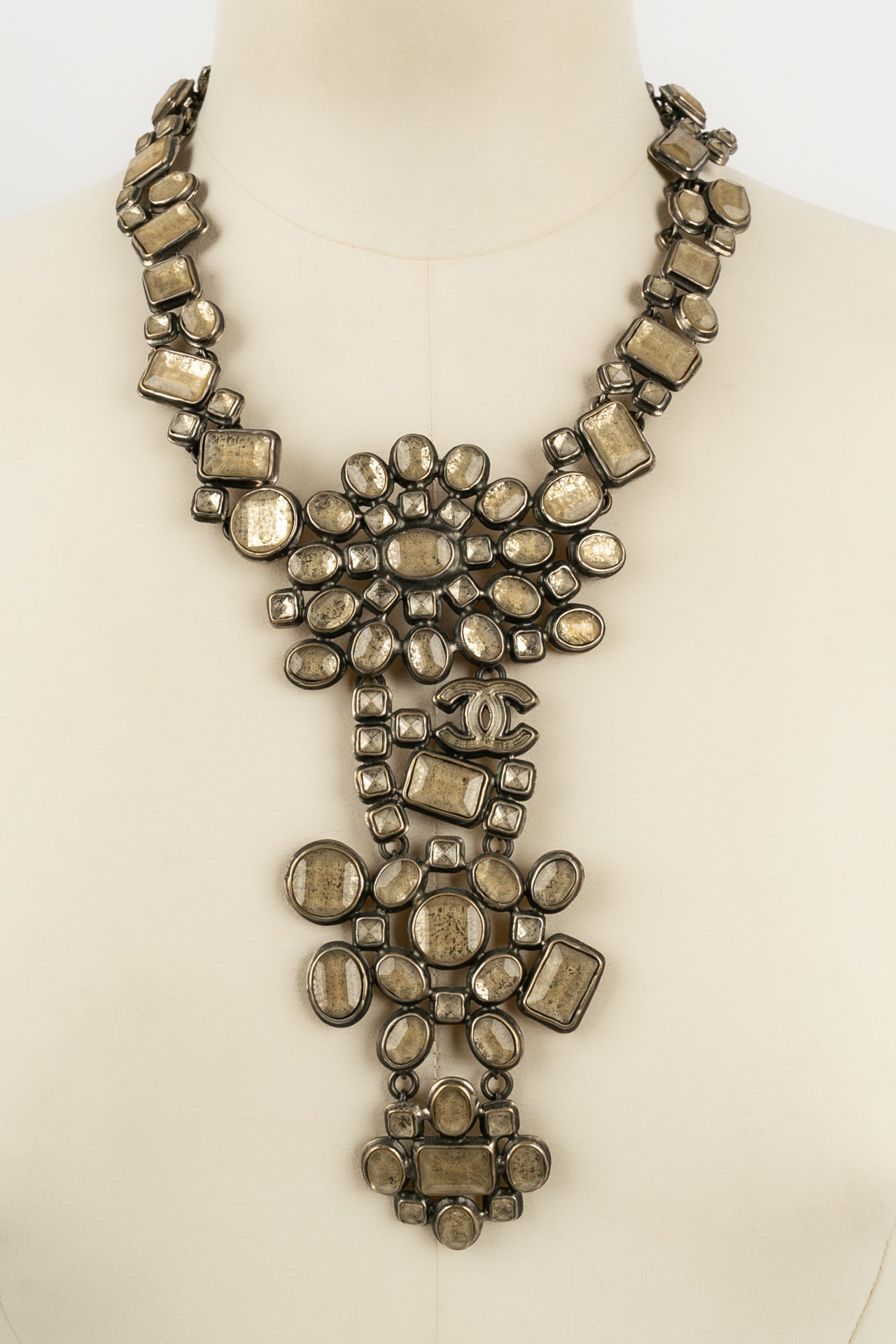 Collier plastron Chanel 2010