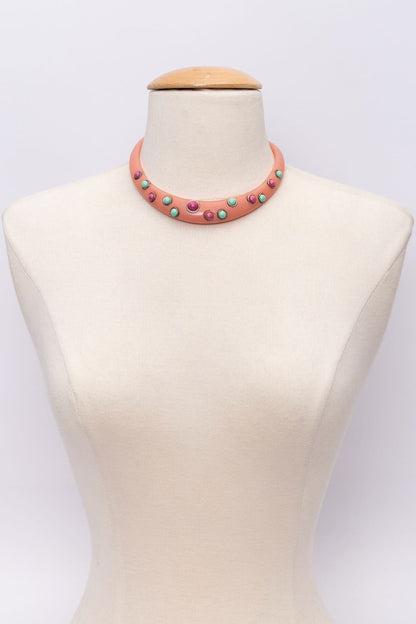 Collier rose Isaky