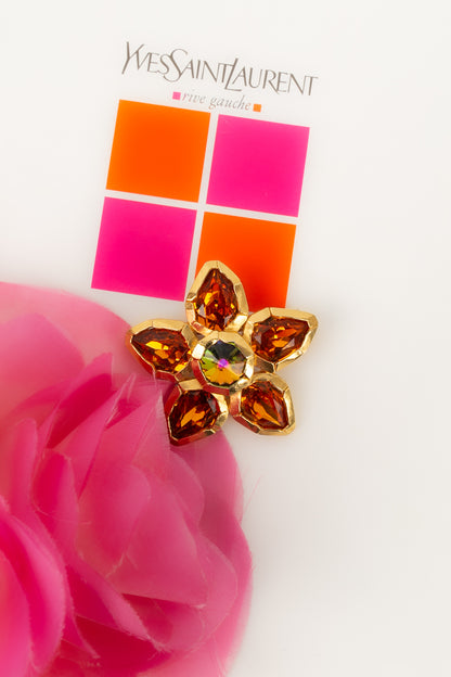 Broche fleur Yves Saint Laurent