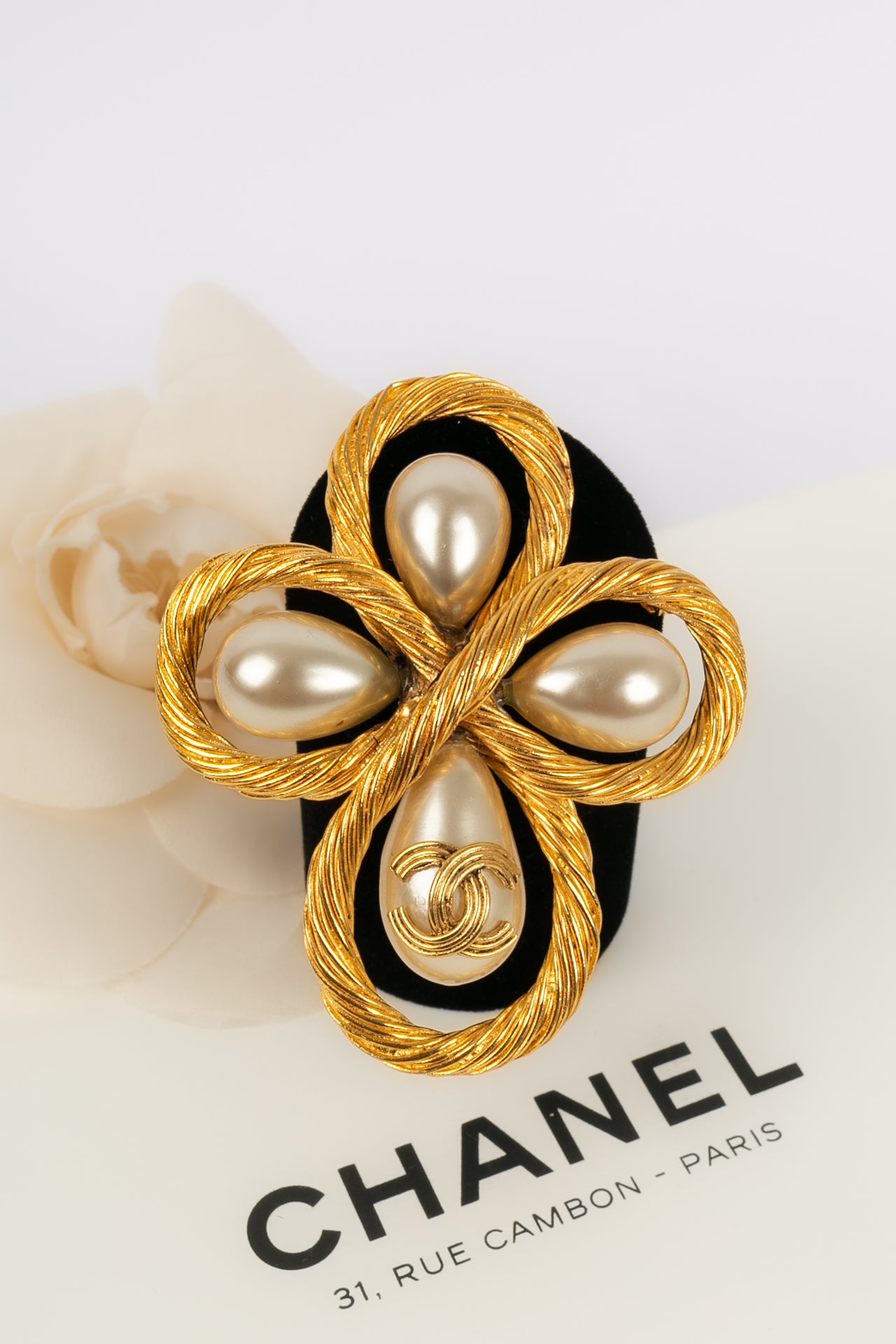 Broche Chanel Automne 1994