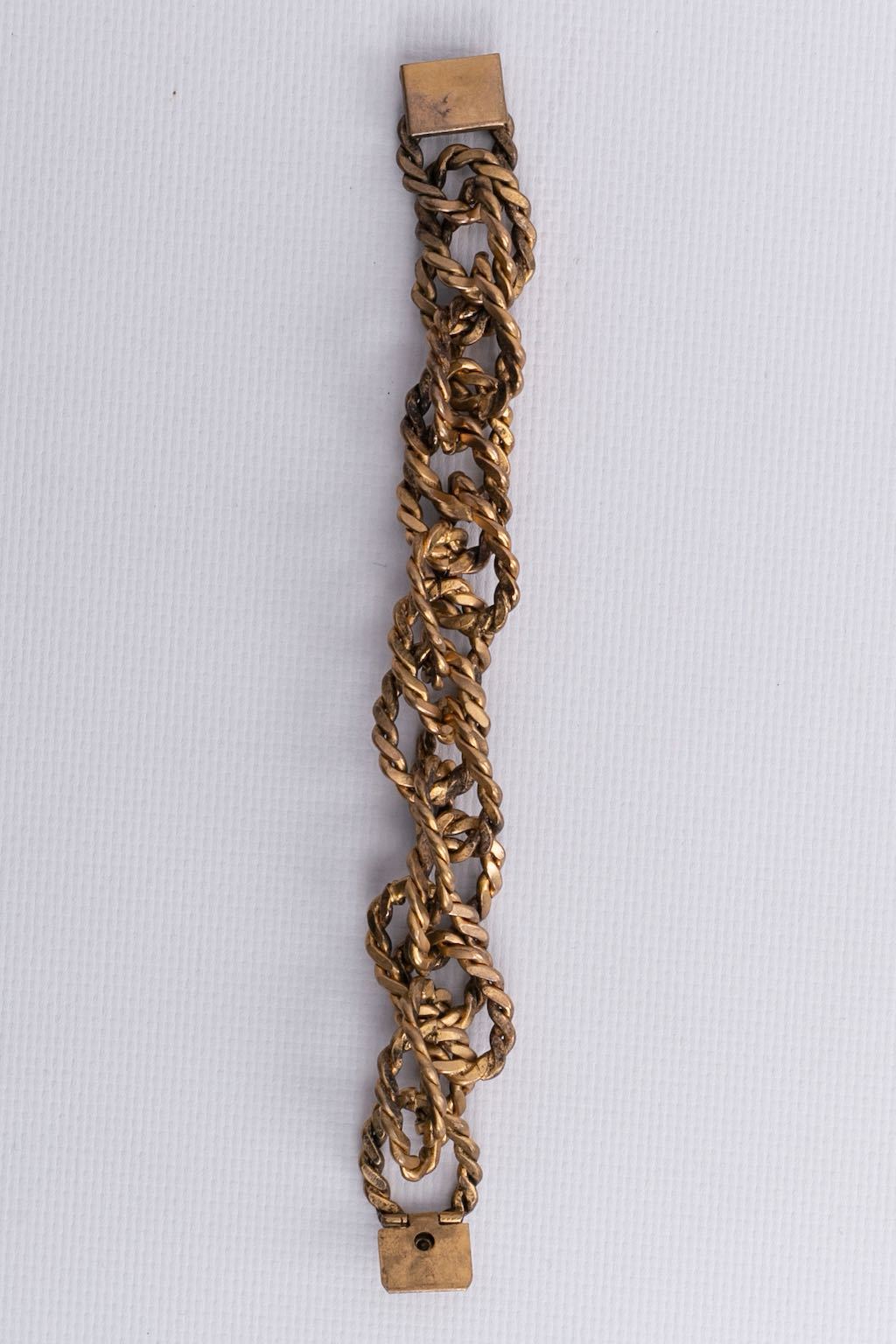 Bracelet en métal doré