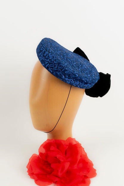 Chapeau / bibi Yves Saint Laurent Défilé