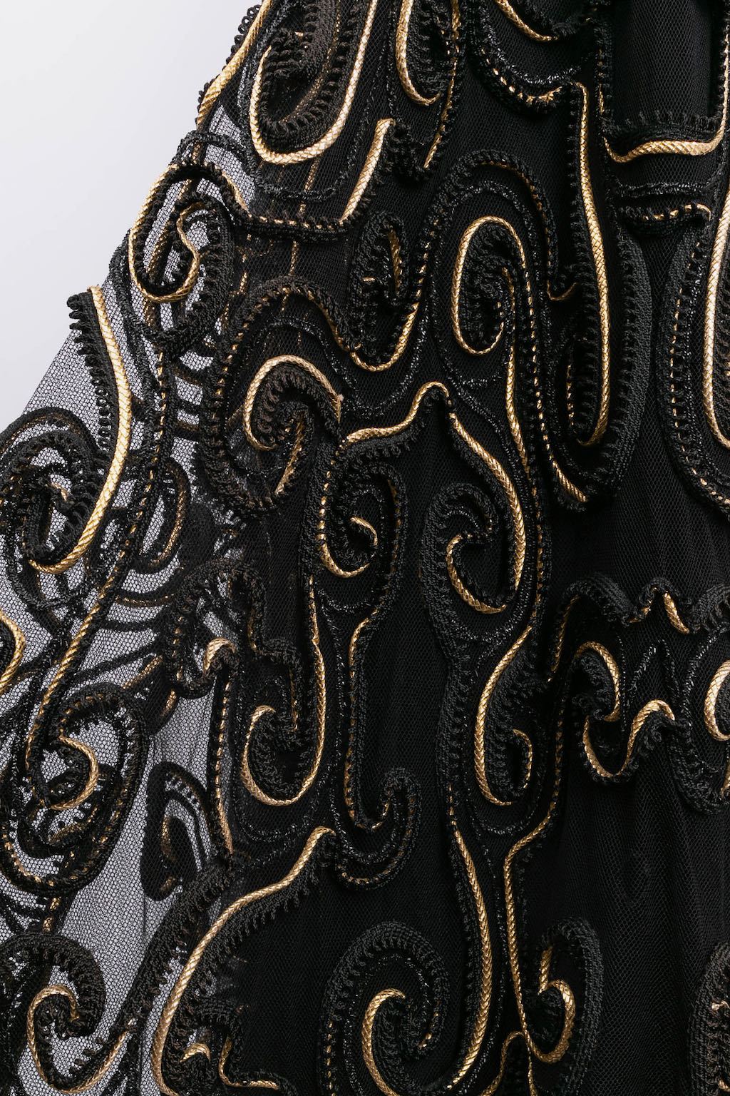 Robe noire Valens Haute Couture