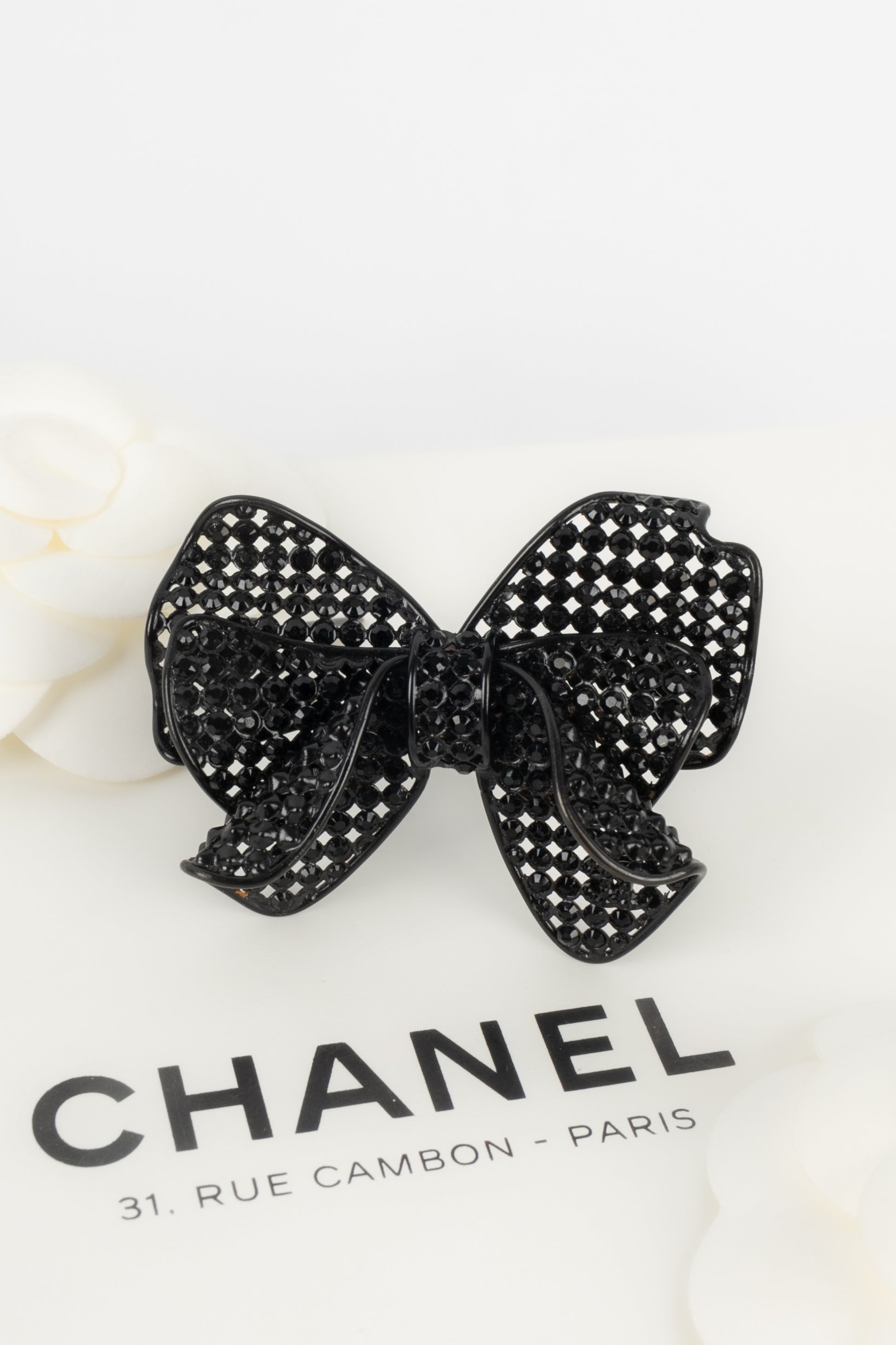 Broche noeud Chanel 2009