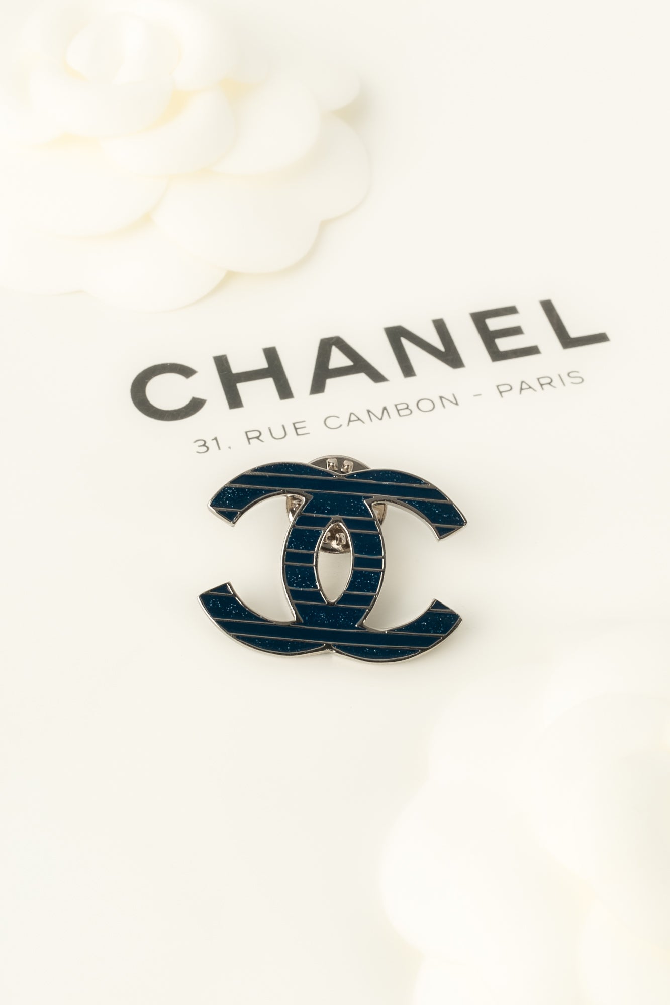 Rare! Vintage Chanel Paris France Costume Logo Pearl Pin Brooch Fall C