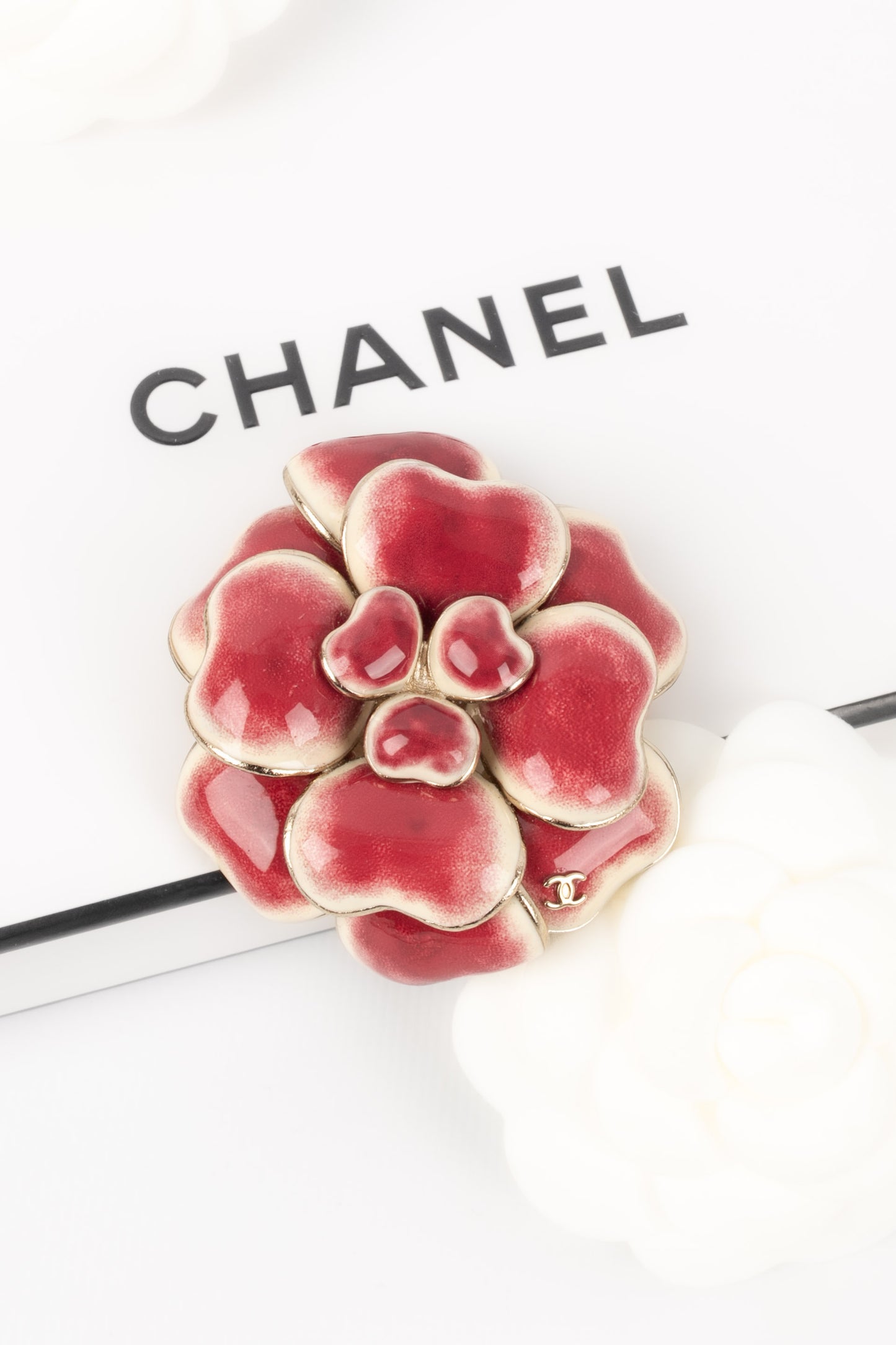 Broche camélia Chanel Automne 2008