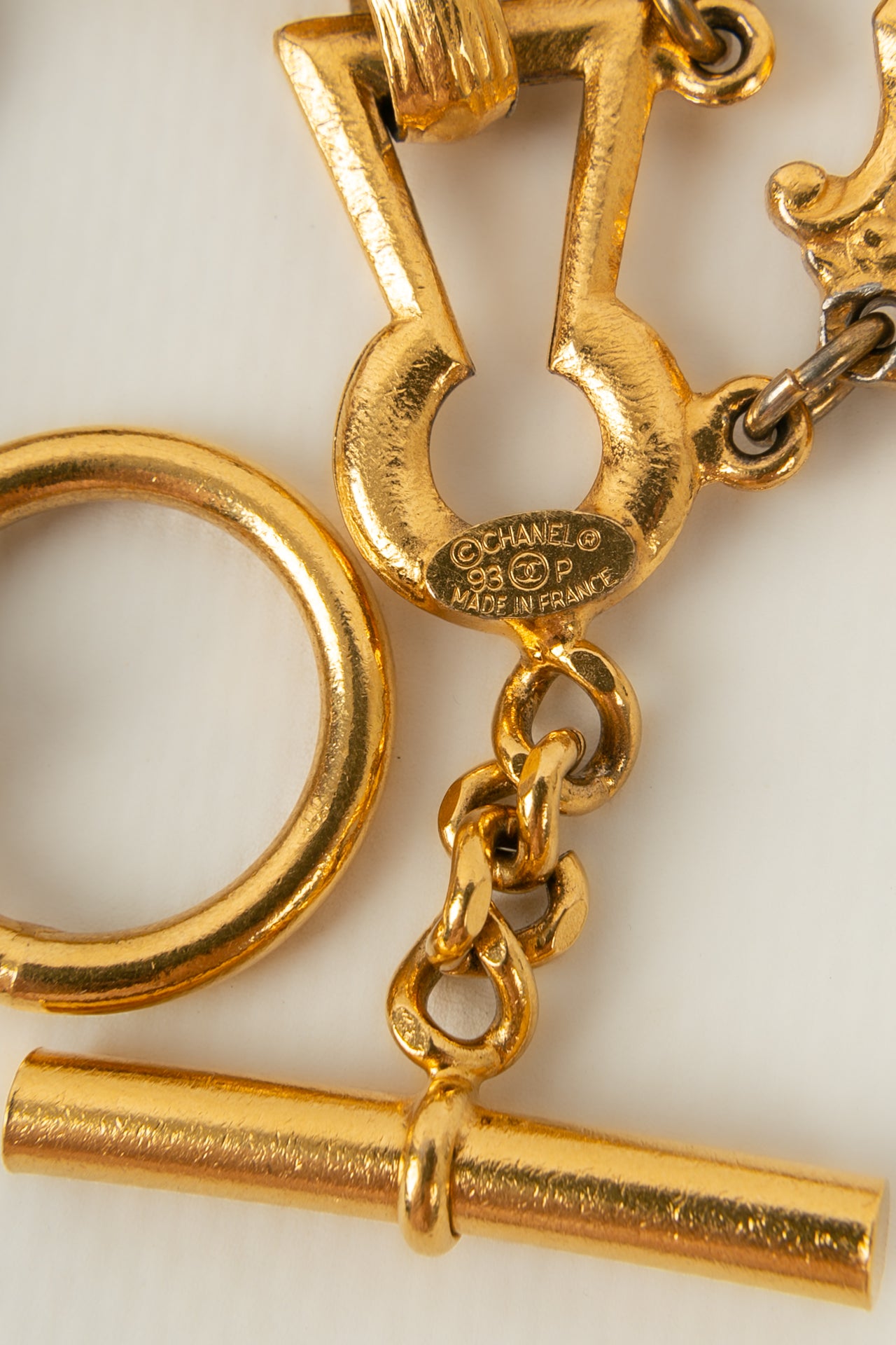 Iconique bracelet "clés" Chanel 1993