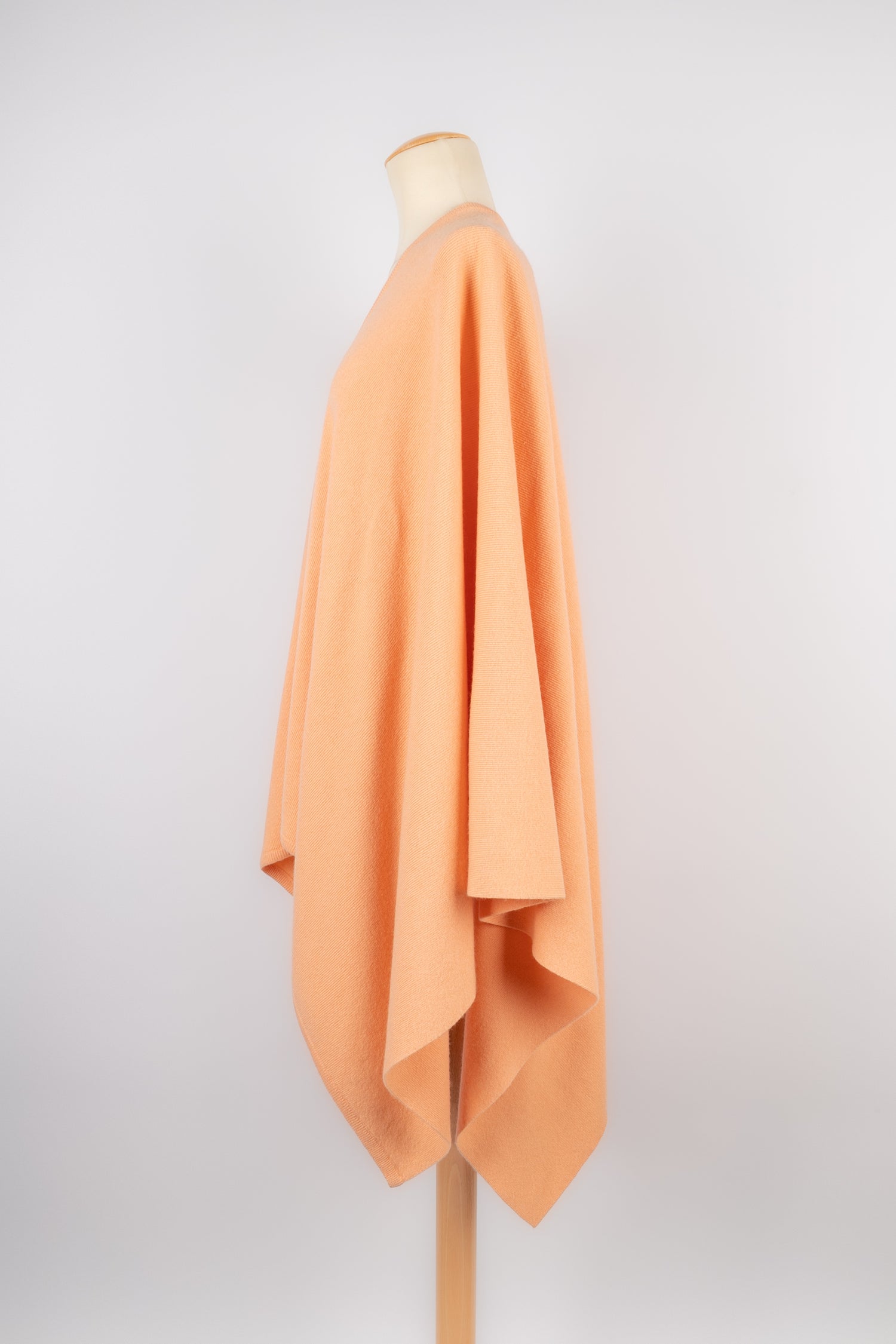 Poncho Nina Ricci