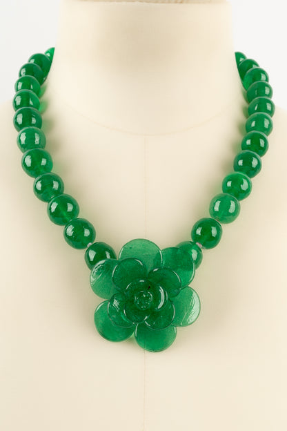 Collier camélia vert Augustine