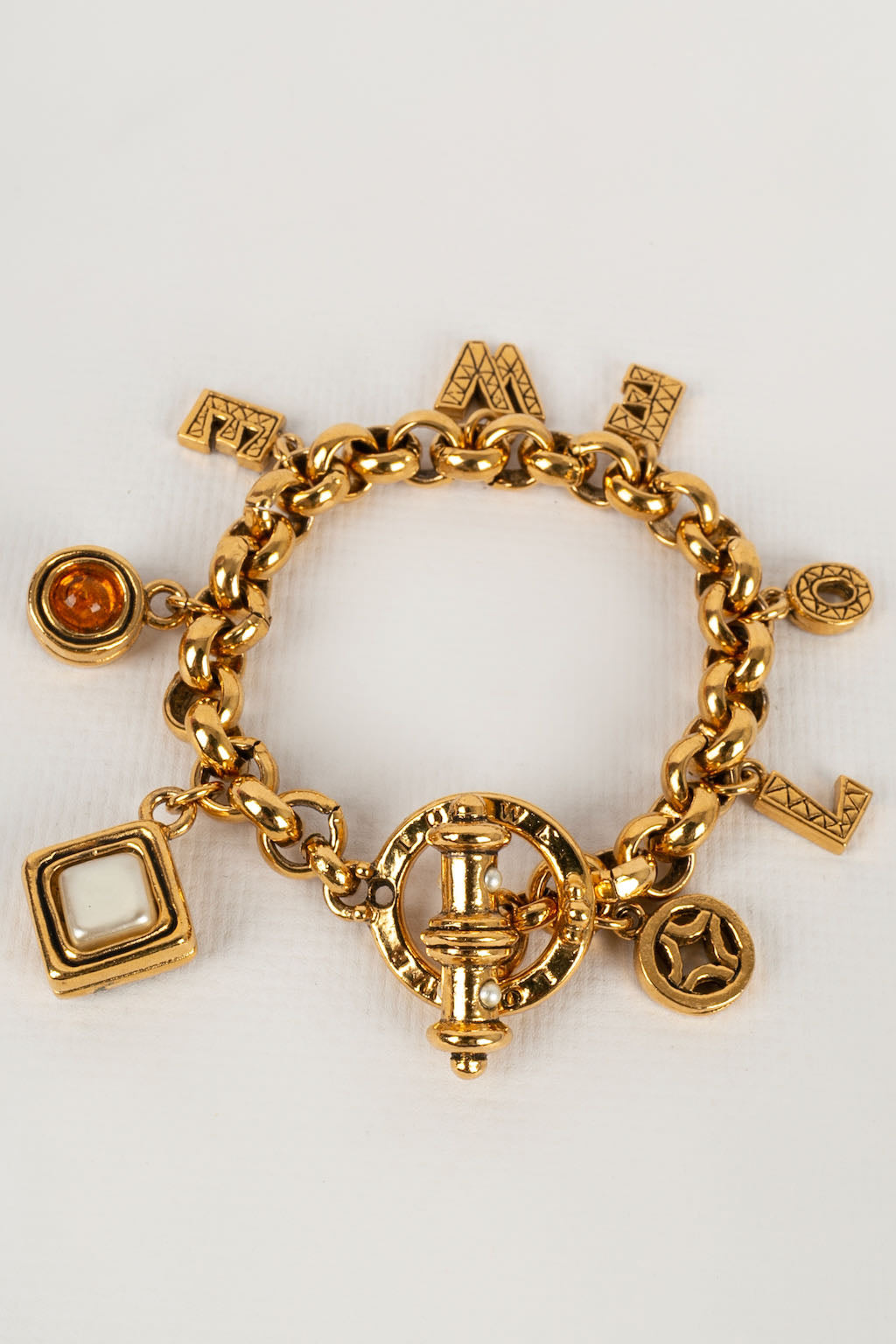 Bracelet charms Loewe