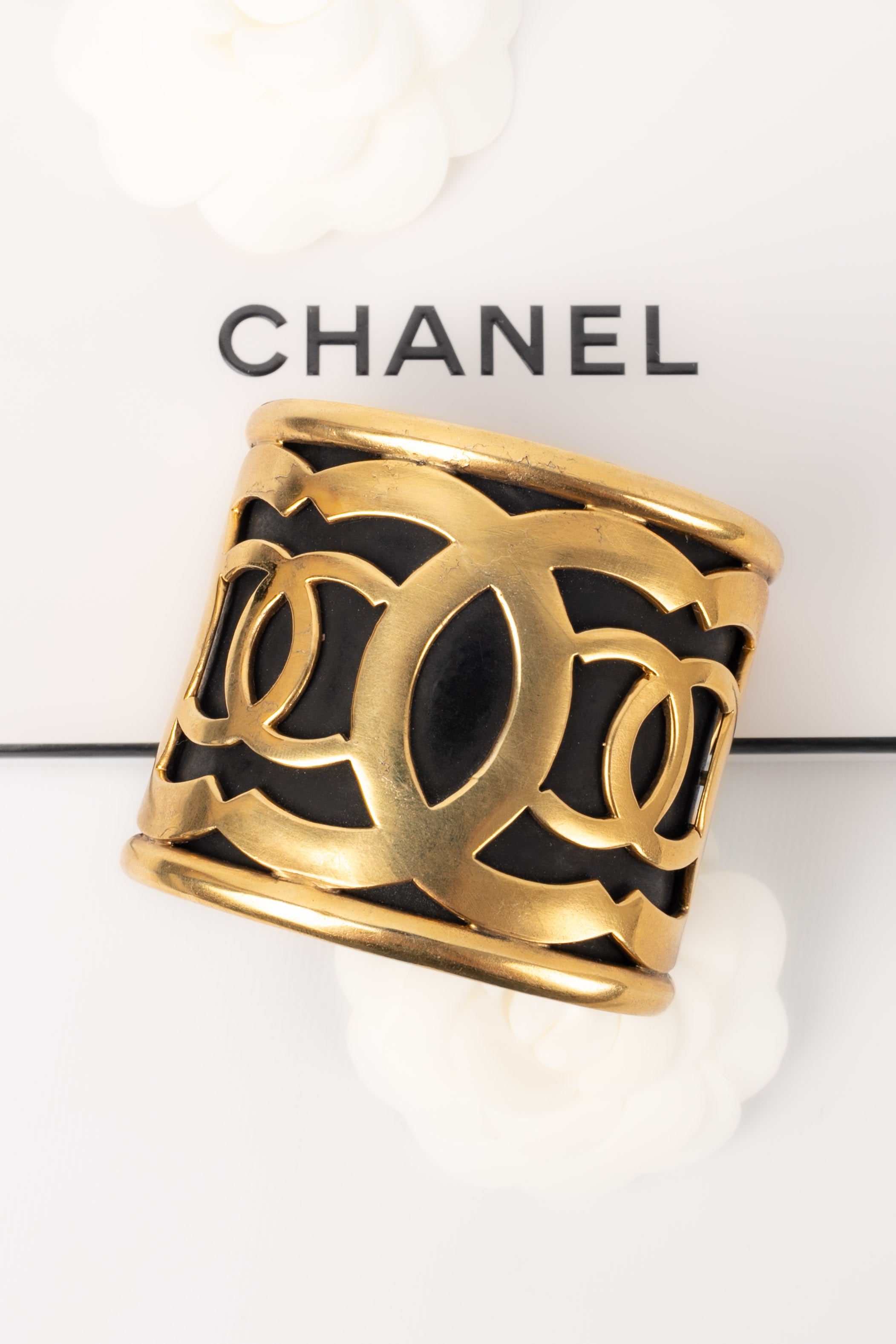 Chanel bracelet Chanel Black in Plastic - 31837711